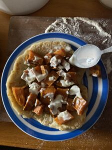 LE-FLATBREAD-OU-PAIN-PLAT-VA-SAUVER-VOS-REPAS-ADDICTION-EN-VUE-Green-Et_local-Green-Lab-Cuisine-Recette-Végétarienne-Ecolieu-Ferme-alternative